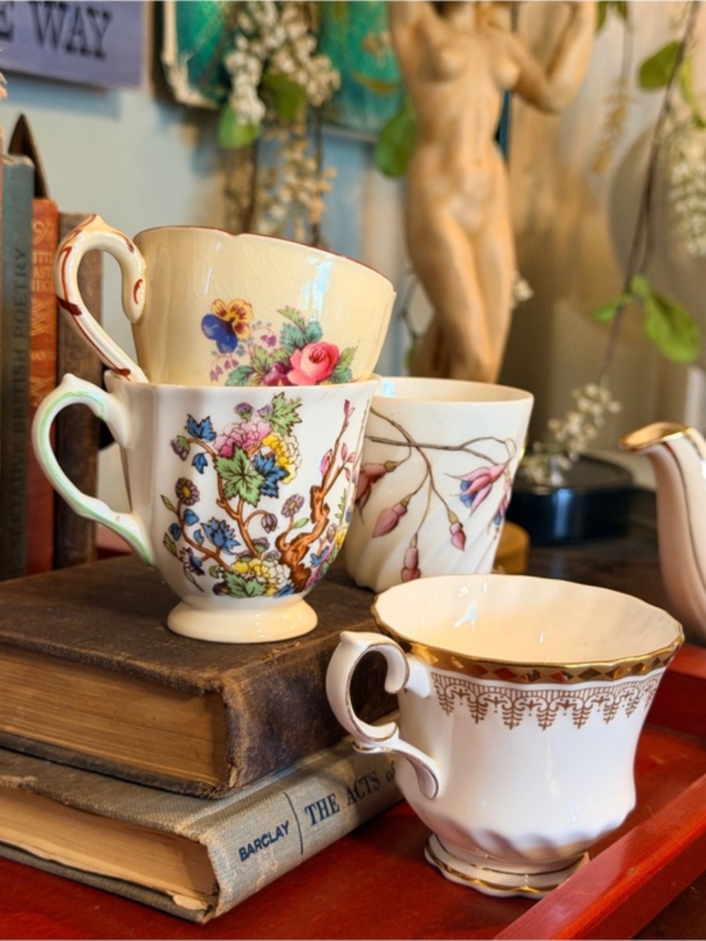 Elegant Floral Porcelain Teacup Set - Cream and Multicolor